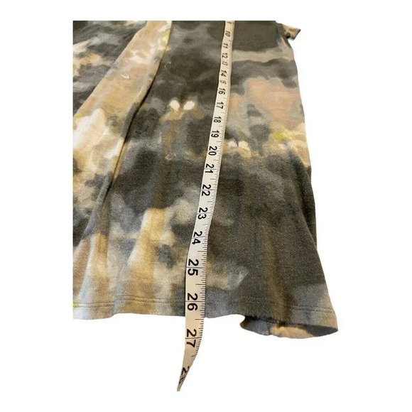 Simply Vera Vera‎ Wang Medium V-Neck Soft Watercolor Design Long Sleeved Top - Picture 5 of 5